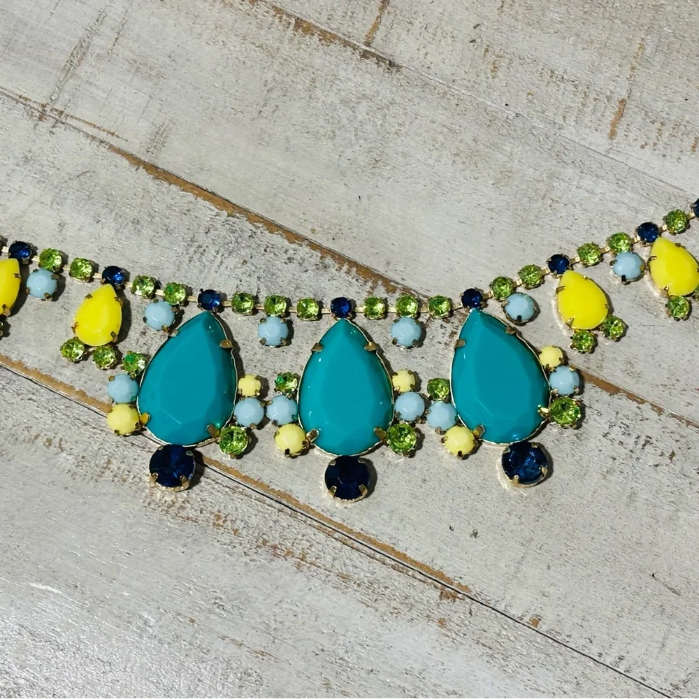 ❤️Lilly Pulitzer Spring Fling Crystal & Rhinestone Necklace - Picture 3 of 5